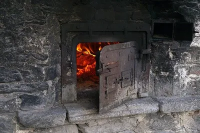 Mitbacken – Einladung zum „Backen im Steinbackofen“