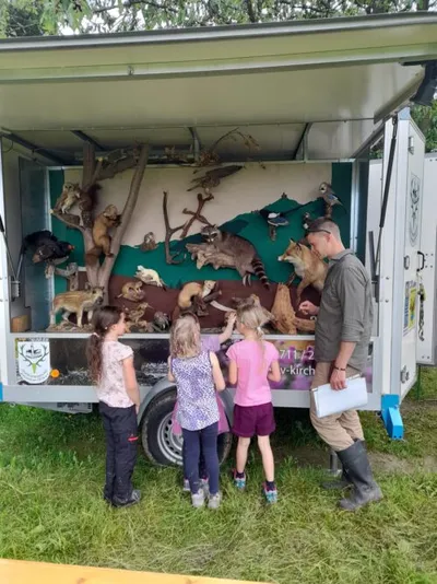 Mit dem Jäger und der Wildtierschützerin durch Bünzwanger Forst