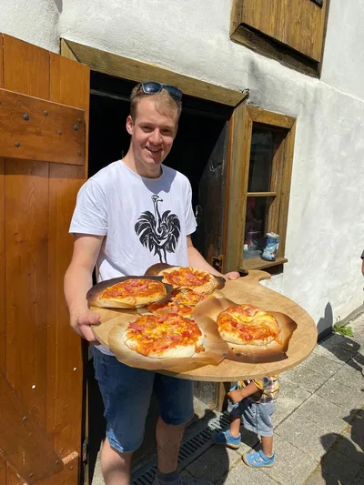 Pizza backen beim KKC