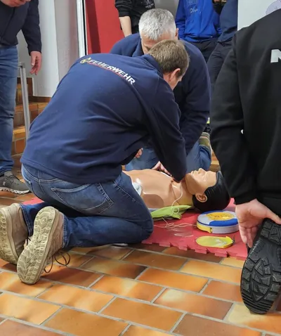 Reanimationsschulung bei der Feuerwehr