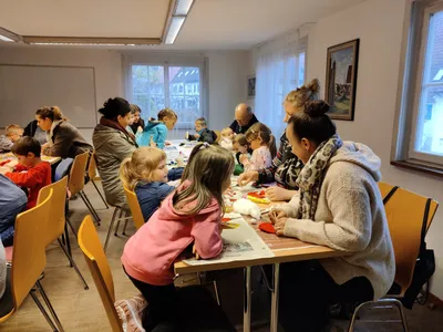 Festliche Bastelzeit beim KKC Minis