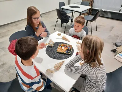 KKC Minis - Werksführung Confiserie Bosch