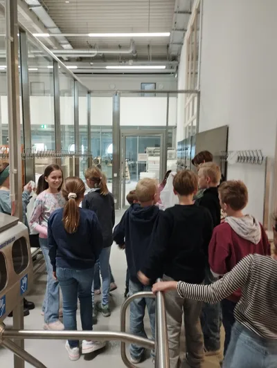KKC Minis - Werksführung Confiserie Bosch