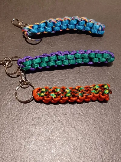 KKC - Armbänder und Paracords