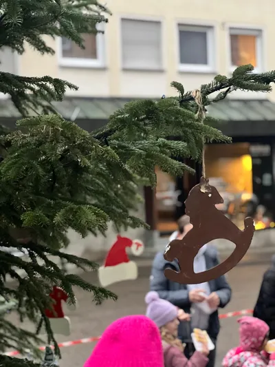 Weihnachtszauber in Bünzwangen am Dorfplatz